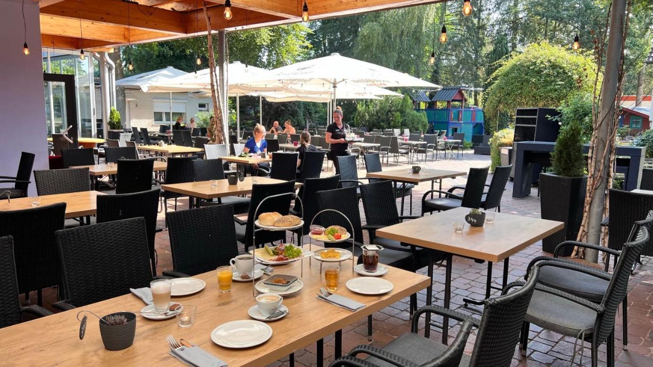 Hotel Zur Heidebluete 함부렌 외부 사진