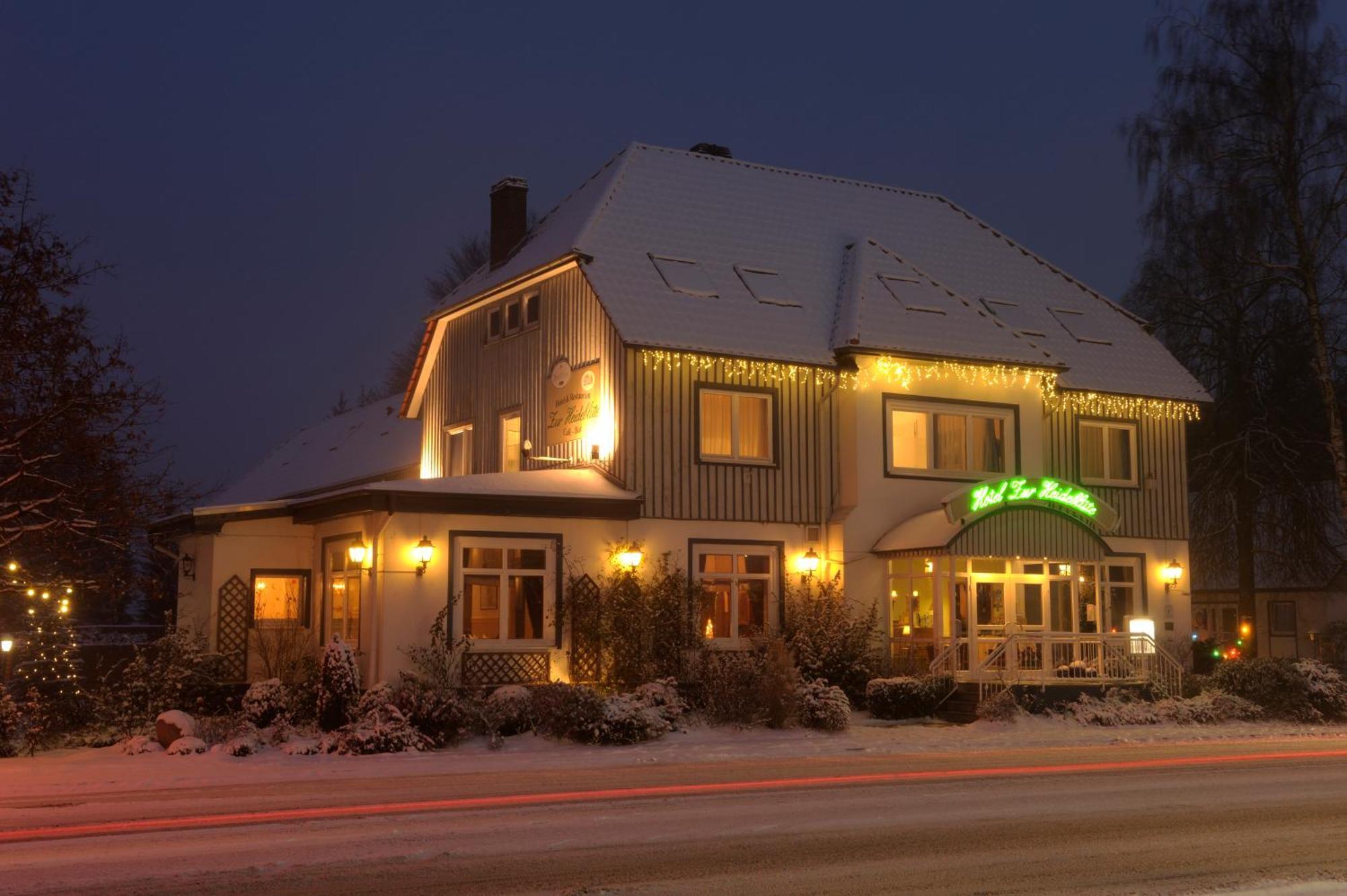 Hotel Zur Heidebluete 함부렌 외부 사진