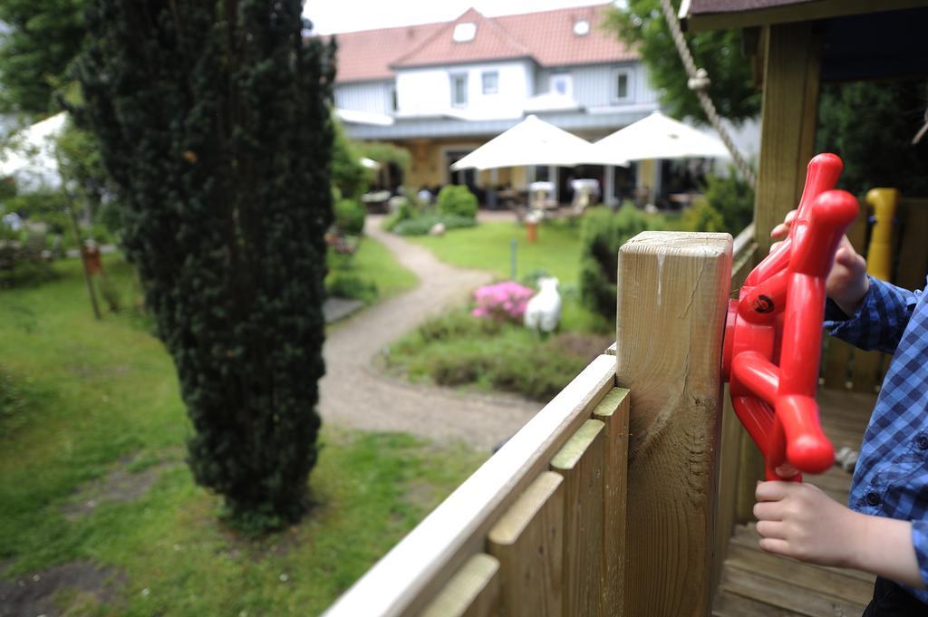 Hotel Zur Heidebluete 함부렌 외부 사진