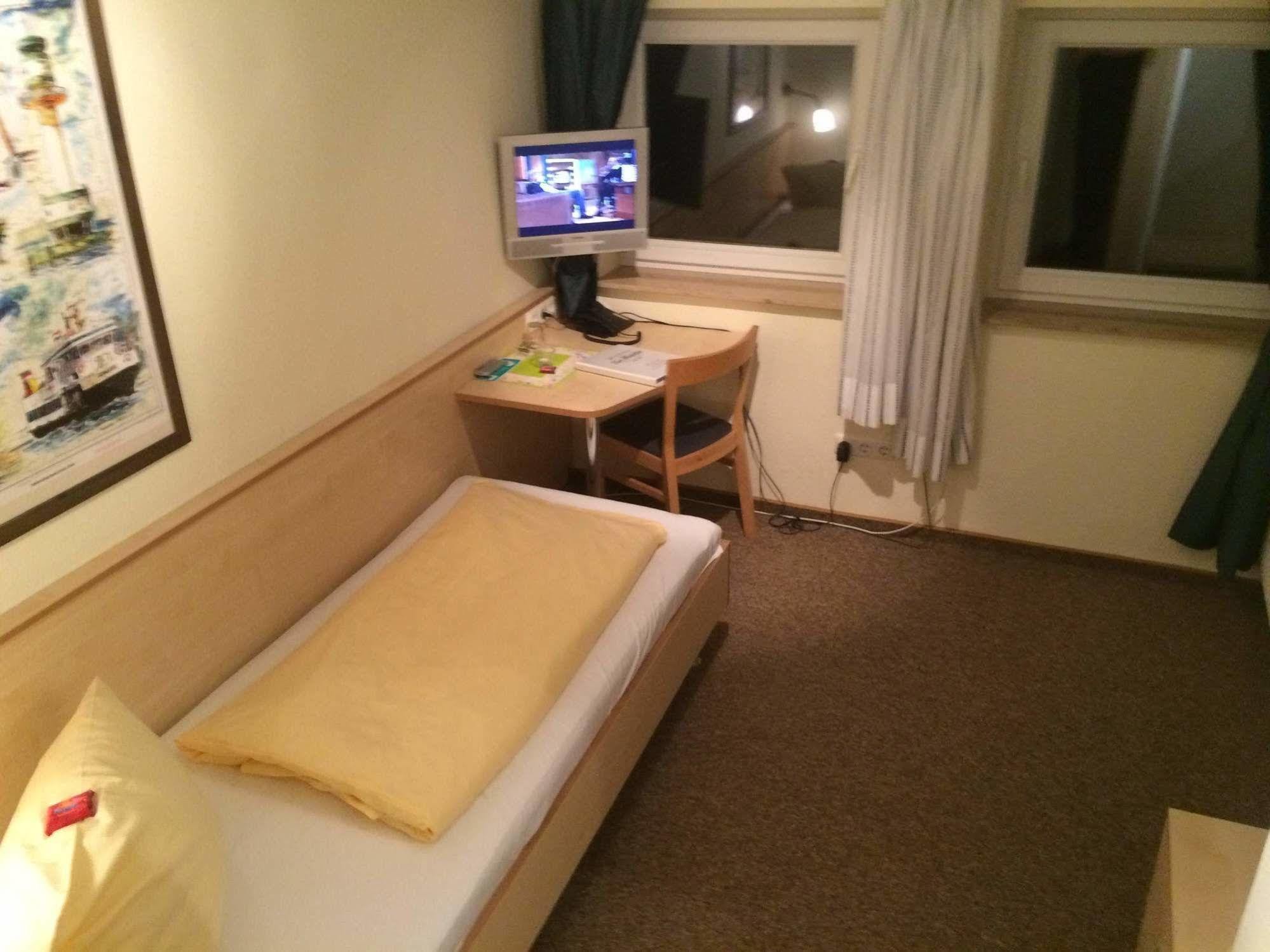 Hotel Zur Heidebluete 함부렌 외부 사진