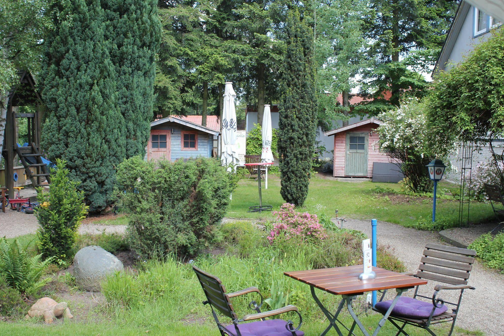 Hotel Zur Heidebluete 함부렌 외부 사진
