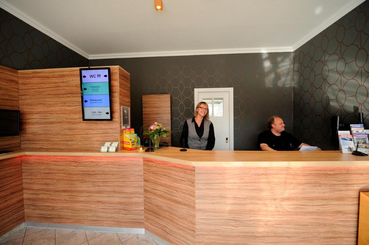 Hotel Zur Heidebluete 함부렌 외부 사진