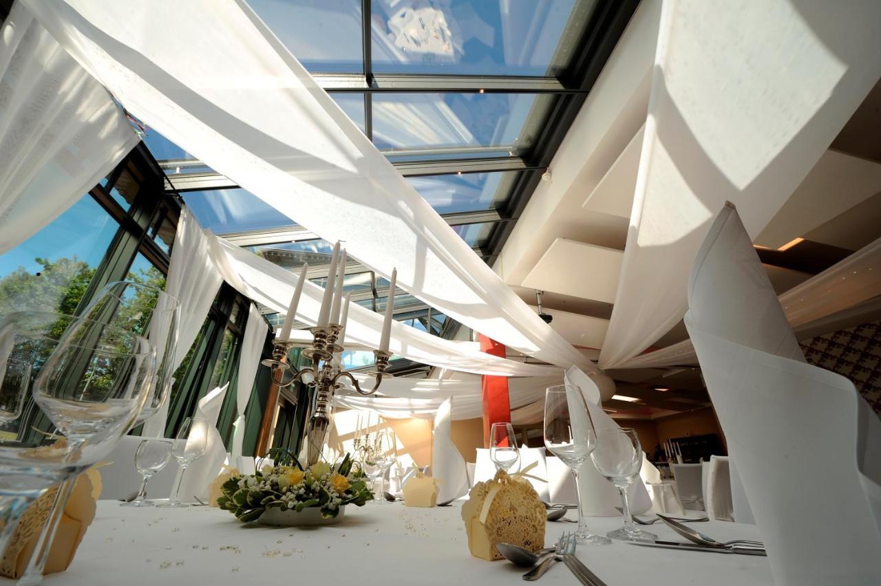 Hotel Zur Heidebluete 함부렌 외부 사진